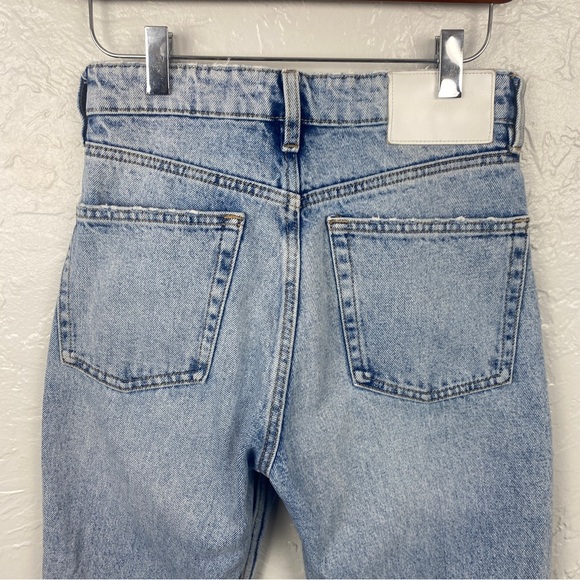 Zara lightwash hi rise straight leg raw hem 90s mom jeans size 0 - Picture 6 of 8
